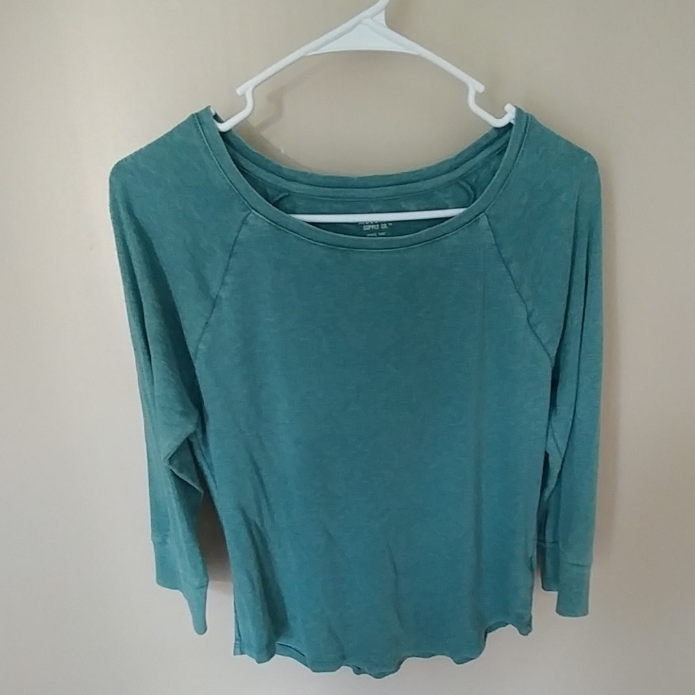 Quarter length sleeve shirt